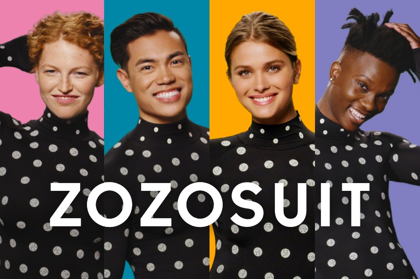 ZOZOSUIT着用モデルのビジュアル広告、カラフル背景と複数人物によるブランド訴求イメージ